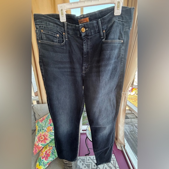 MOTHER the looker ankle fray jeans 🖤 - Picture 1 of 9